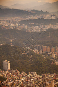 台北湾市的空中景象图片