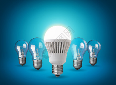 放设计概念蓝底灯泡使用电气的图片
