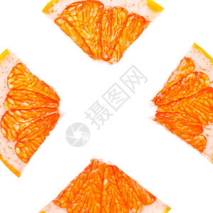 白色背景上分离的新鲜柑橘片自然红色的早餐图片