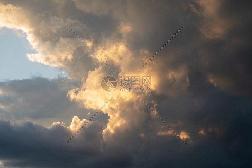 气象风景夜天空云彩飞翔毛茸的图片
