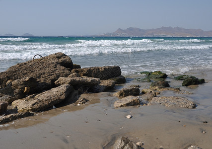 田园诗般的位于希腊土耳其高斯的美丽海滩背景科斯希腊语图片