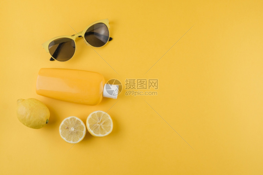 维他命黄色背景解析和高品质的美光日晒墨润滑剂黄色背景高质量和清晰度的美光照片概念优美的图片精摄影素描优质和清晰度高的织物图片