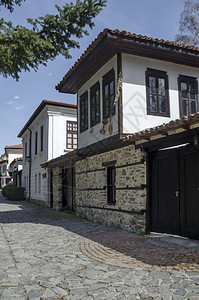 早年间地点保加利亚布拉戈耶夫格勒Blagoevgrad的Varosha古老迹瓦罗沙Varosha拥有狭窄的小巷和真实建筑车道图片