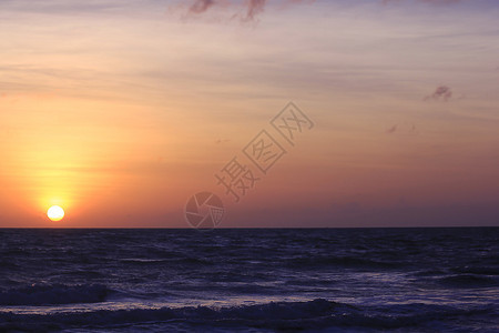 橙夏威夷海洋太阳从中升起图片