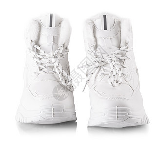 白色womenrsquos冬季运动鞋隔离在白色一对时尚女冬季运动鞋隔离在白色水平的看开机图片