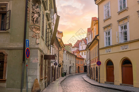 捷克布拉格市天际的著名标志形象图日出遗产假期图片