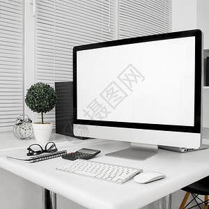工作区使用计算机屏幕键盘的工作空间桌面电子的图片