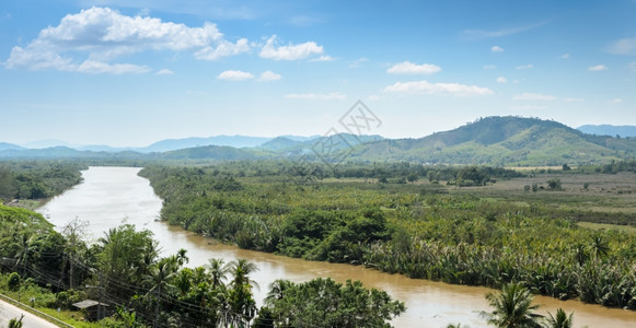 景观克拉地峡是马扬半岛最狭窄的KraBuri河边角点形成泰国与缅甸之间的自然边界Kra地峡是马来亚半岛的最狭窄点构成泰国与缅甸之图片