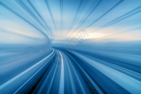 蓝色的在日本东京隧道之间移动的东京日本列车悠里卡美线远期和创新技术概念的模糊不清即动运摘要无人路图片