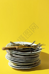 食物脏盘子纸餐具复制空间肮脏的废料图片