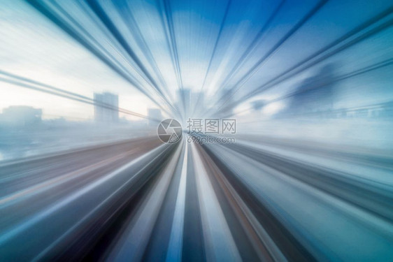铁路商业轨在日本东京隧道之间移动的东京日本列车悠里卡美线远期和创新技术概念的模糊不清即动运摘要图片