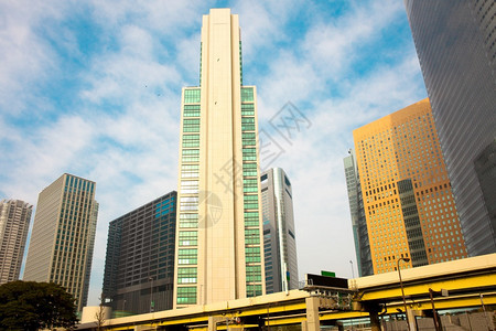 Shiodome地区的摩天大楼新桥东京关地区本州日天际线城市的亚洲图片