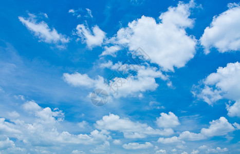 景观环境蓝色天空以云幕为背景水分图片