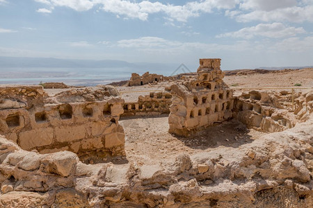 筑城目的地悬崖以色列古老马萨达堡垒的废墟由希律建造古老马萨达的伟大鲁伊斯图片