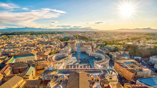 地标天际线圣彼得广场和罗马天际的景象来自意大利梵蒂冈圣彼得巴西利卡多米图片