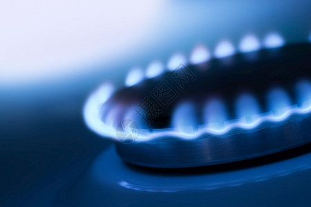 烤箱58皮卡煤气炉燃烧器的蓝色火焰黑暗图片