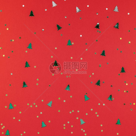 闪发光平坦的新年或圣诞节时装公寓铺设最高视野Xmas2019节日庆祝红纸金色和绿火花彩蛋面板背景颜色图片