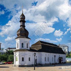 发现宗主教制乌克兰基辅0712乌克兰基辅的圣迈尔斯金圆顶修道院在一个阳光明媚的夏日早晨乌克兰基辅的圣迈尔斯金圆顶修道院旅游图片