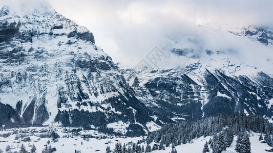 冬季雪山雪景图片