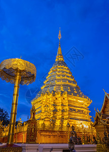 阳伞金的泰国清迈旅游胜地是泰国清迈的热门旅游景点亚洲图片