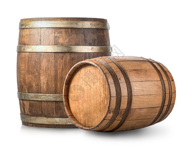 白色背景的两木制桶白色的增值税麦酒图片