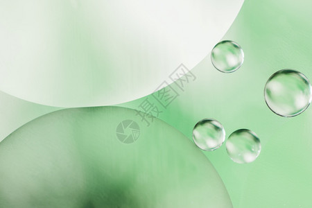 水油混合产生的抽象背景图片
