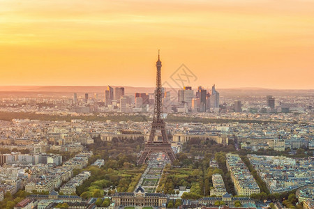 建筑学日落时法国巴黎天线的航空全景旅行欧洲图片