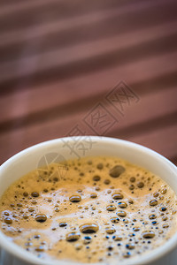 牛奶碟子老的以木制背景和复空间为代表的一杯咖啡新鲜图片