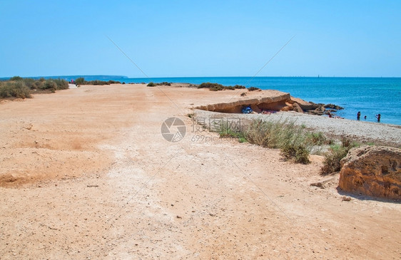 船西班牙语绿松石马略卡岛阳光明媚的夏日海景平地和自行车图片