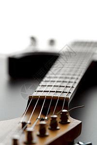 电的吉他对头部的闭路电视没有人弦乐器电声子音乐舞台会设备电吉他对头部的近视棕色处理图片