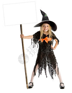 万圣节穿着女巫衣服的小女孩图片
