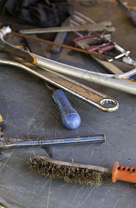 锤子Spanner和工业具作物体细节修理机械的金属图片