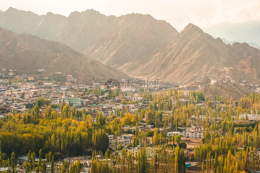 克什米尔旅行北部LehLadakh区秋天风景北部地标图片