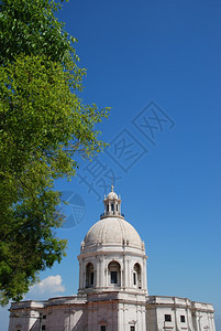 葡萄牙里斯本著名的潘席恩教堂或圣格拉西亚教堂蓝天背景传统崇拜古董图片