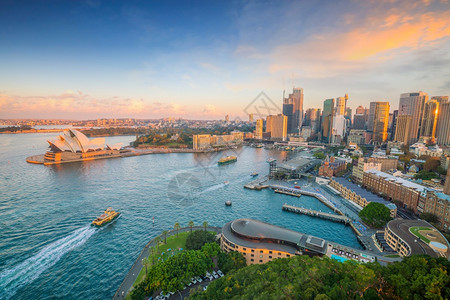 歌剧水宽的澳洲悉尼市下城天际的线图片