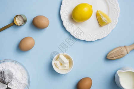 有机的柠檬鸡蛋平地传统的吃图片