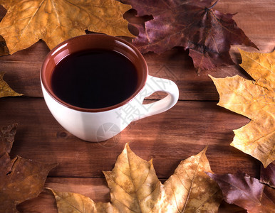 秋天的咖啡图片