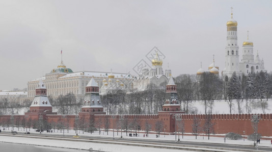 莫斯科1月25日莫斯科克里姆林宫于2019年日在俄罗斯莫科举行冬季教堂日在俄罗斯莫科举行冬季教堂车编钟城市景观图片