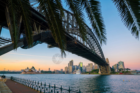 威尔士绿桥澳洲雪梨市下天际线灯中心城的背景