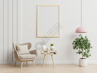 室内客厅空白墙上贴有垂直框架的海报模型蓝色天鹅绒臂椅3D木制的装饰风格斯堪纳维亚语图片