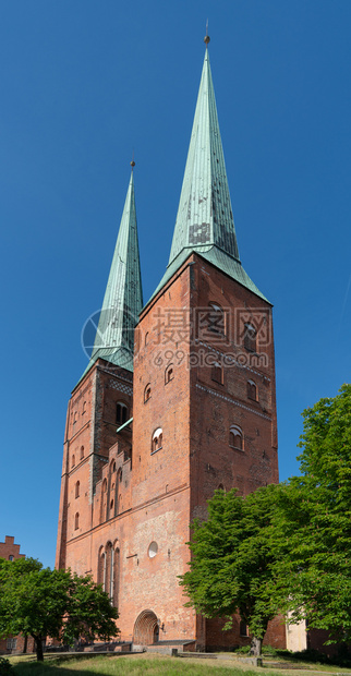 德国卢贝克汉萨城大教堂德国欧洲外部的城市景观风优美图片