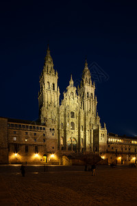 巴洛克式西班牙加利亚圣詹姆斯朝奥布拉多伊罗广场夜间大教堂圣地亚哥德孔波斯泰拉大教堂老的欧洲图片