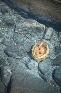 黑色的温泉煮鸡蛋在泰国出差旅行岩石熬图片