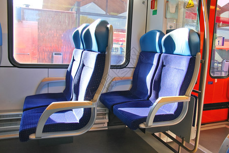 客运火车厢各行座位椅子服务航程图片