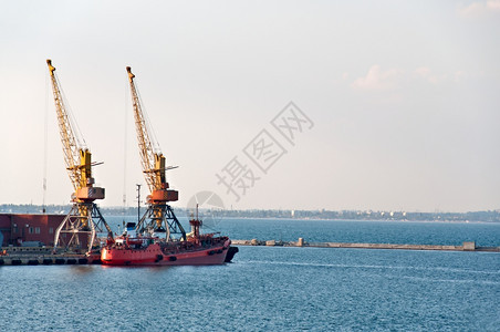 位于乌克兰敖德萨市的海岸线其背景是乌克兰奥德萨市的海岸线水国际的载体图片