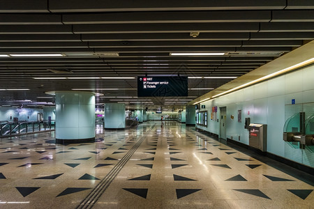 速度新加坡大众快速交通站MRT新加坡2017年3月5日成为新加坡铁路系统主要组成部分的MRT车站内部大规模快速交通系统整个城市州图片