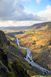 健康远足冰岛自然海弗斯瀑的风景和冒险概念背海洋之水在冰岛自然中的景观惊险图片