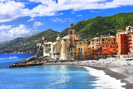 意大利语风景优美丰富多彩的意大利暑假意大利古里亚美丽多彩的沿海小镇卡莫利意大古里亚的卡莫沿海小镇图片