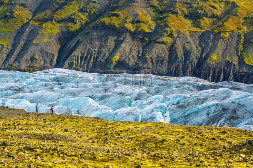 户外裂缝国民冰岛瓦特纳家公园的斯维纳费尔冰川图片