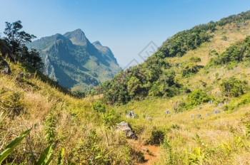 肮脏的娱乐小路泰国清迈DoiLuang清道山地貌泰国清迈图片